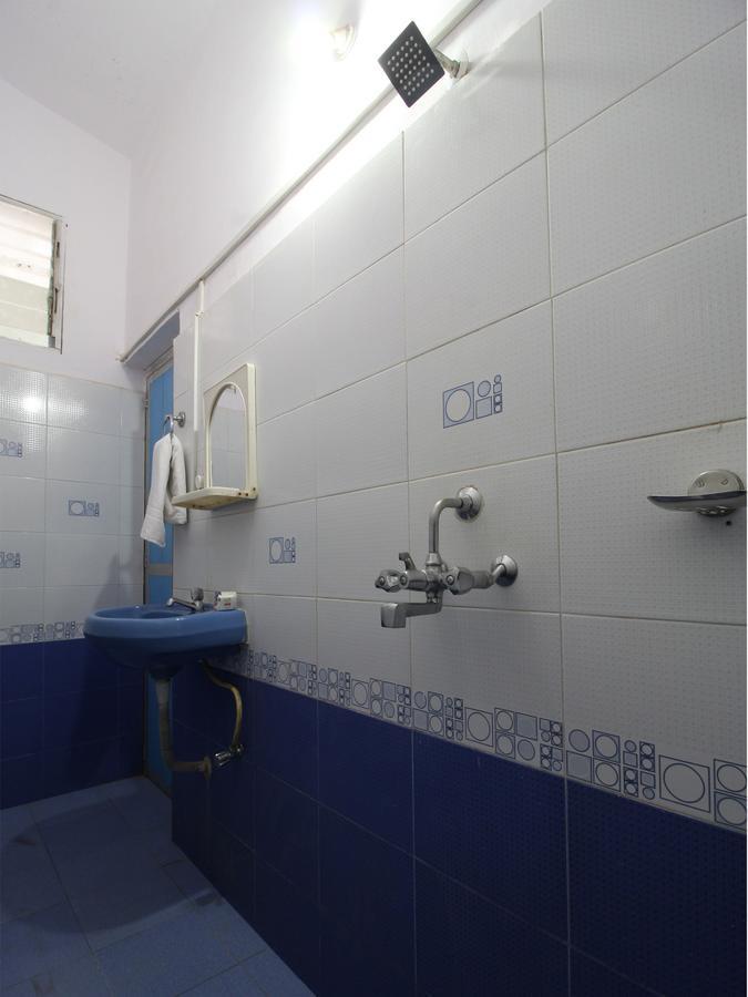 Oyo 10174 Kanta Guest House Бага Экстерьер фото