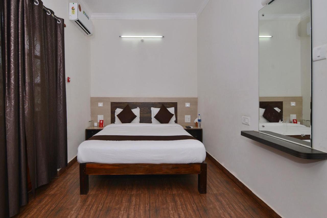 Oyo 10174 Kanta Guest House Бага Экстерьер фото